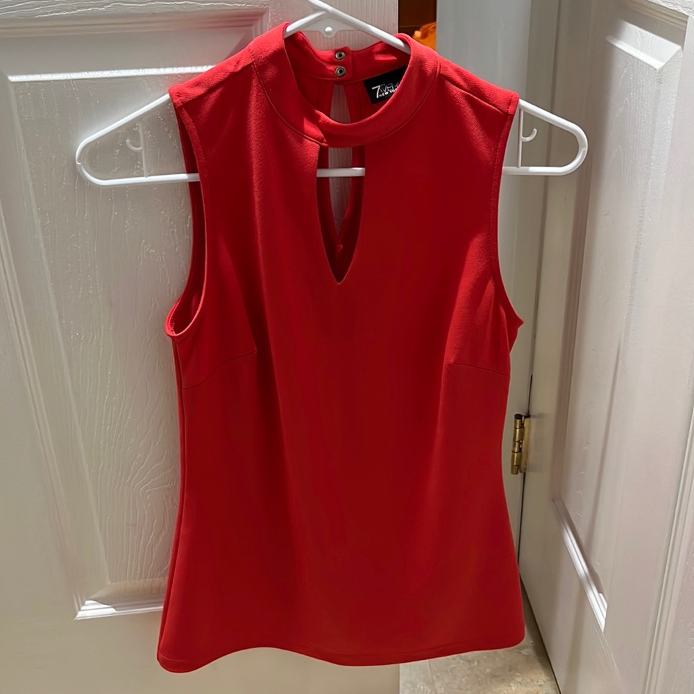 Keyhole blouse